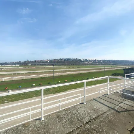 Διαμέρισμα Industrija *